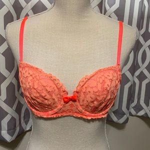 Victoria Secret very sexy unlined Demi